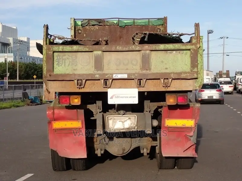 Mitsubishi Fuso Super Great