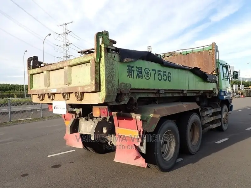 Mitsubishi Fuso Super Great