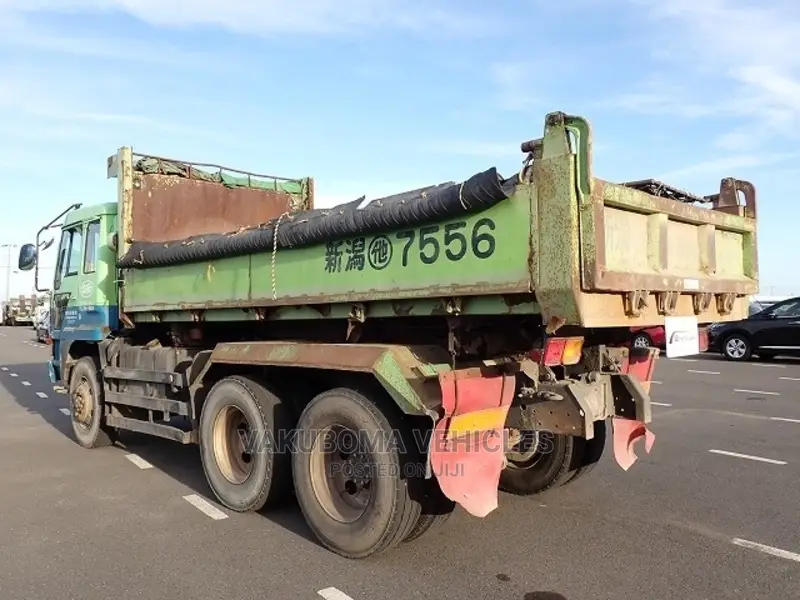 Mitsubishi Fuso Super Great