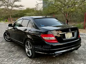 Mercedes-Benz C-Class 2008 Black