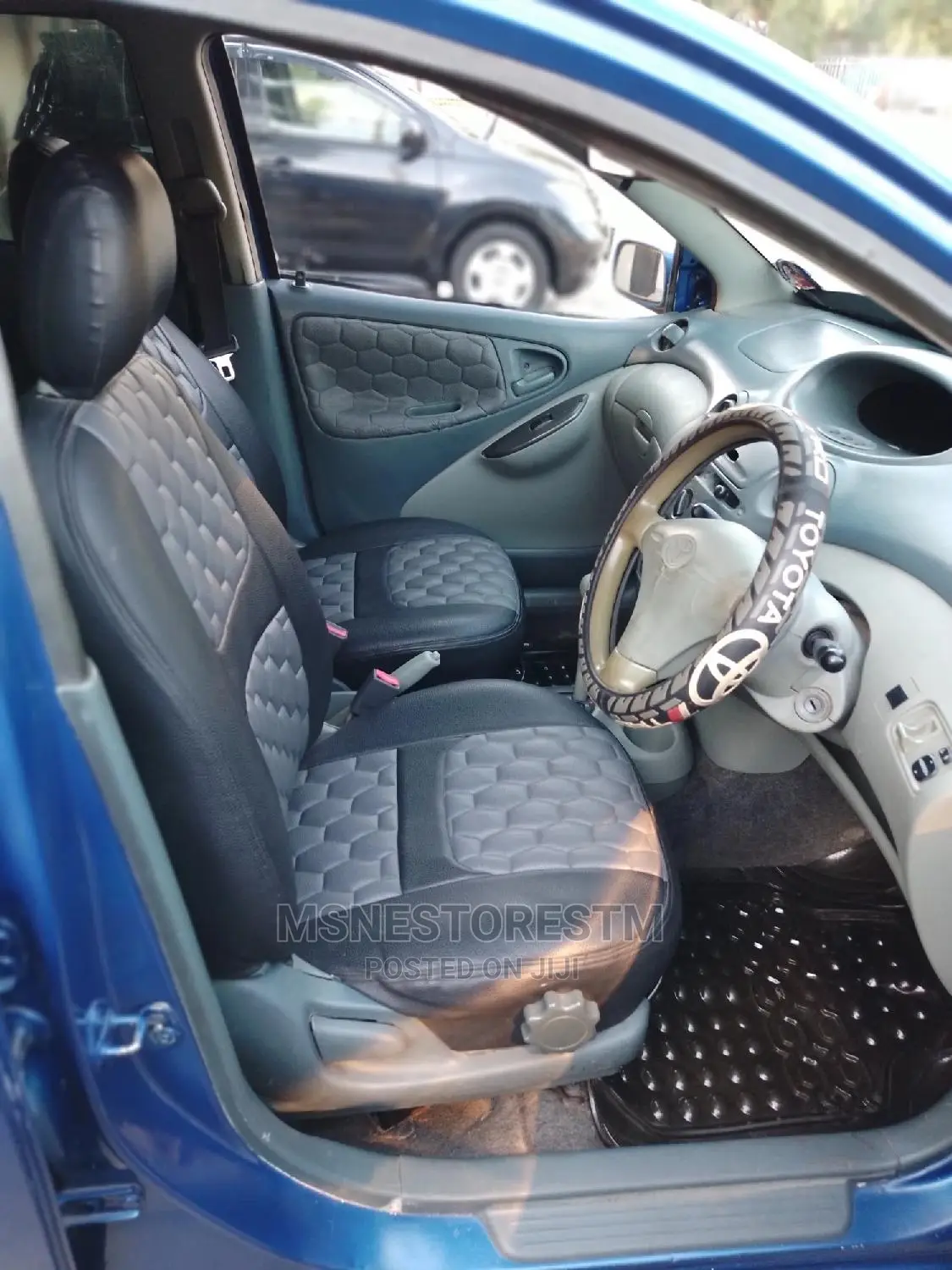 Toyota Vitz 2001 Blue