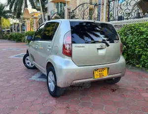 Toyota Passo 1.3 FWD 2008 Gold