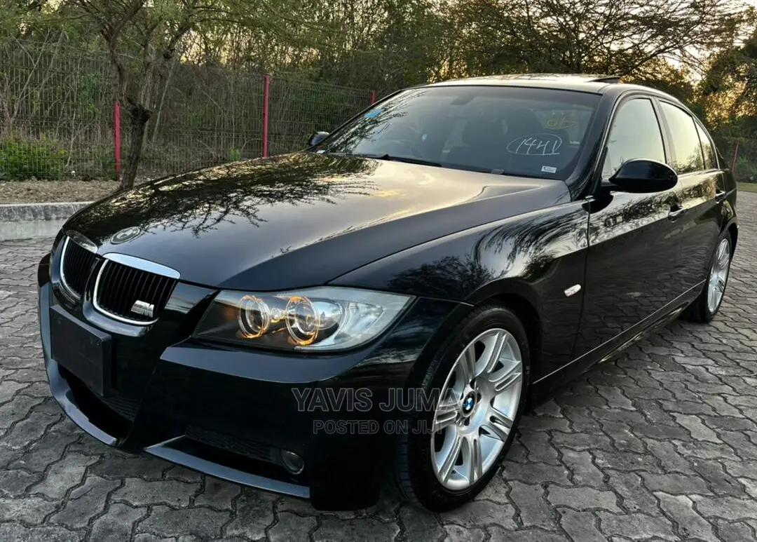 BMW 320i 2008 Black