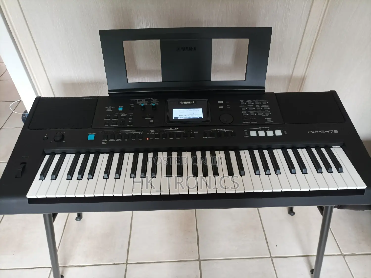 Yamaha PSR E473