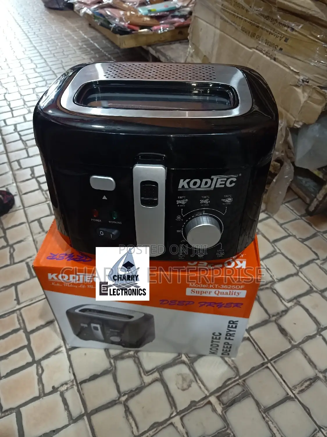 🪵Deep Fryer 
1800w
, 2.5l