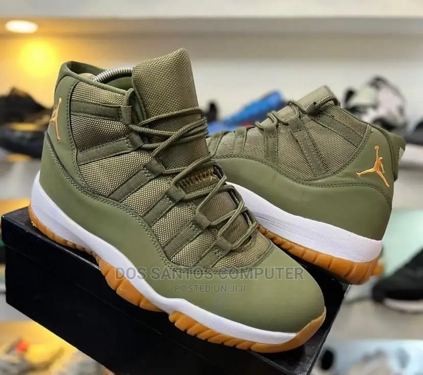 Air Jordan 11