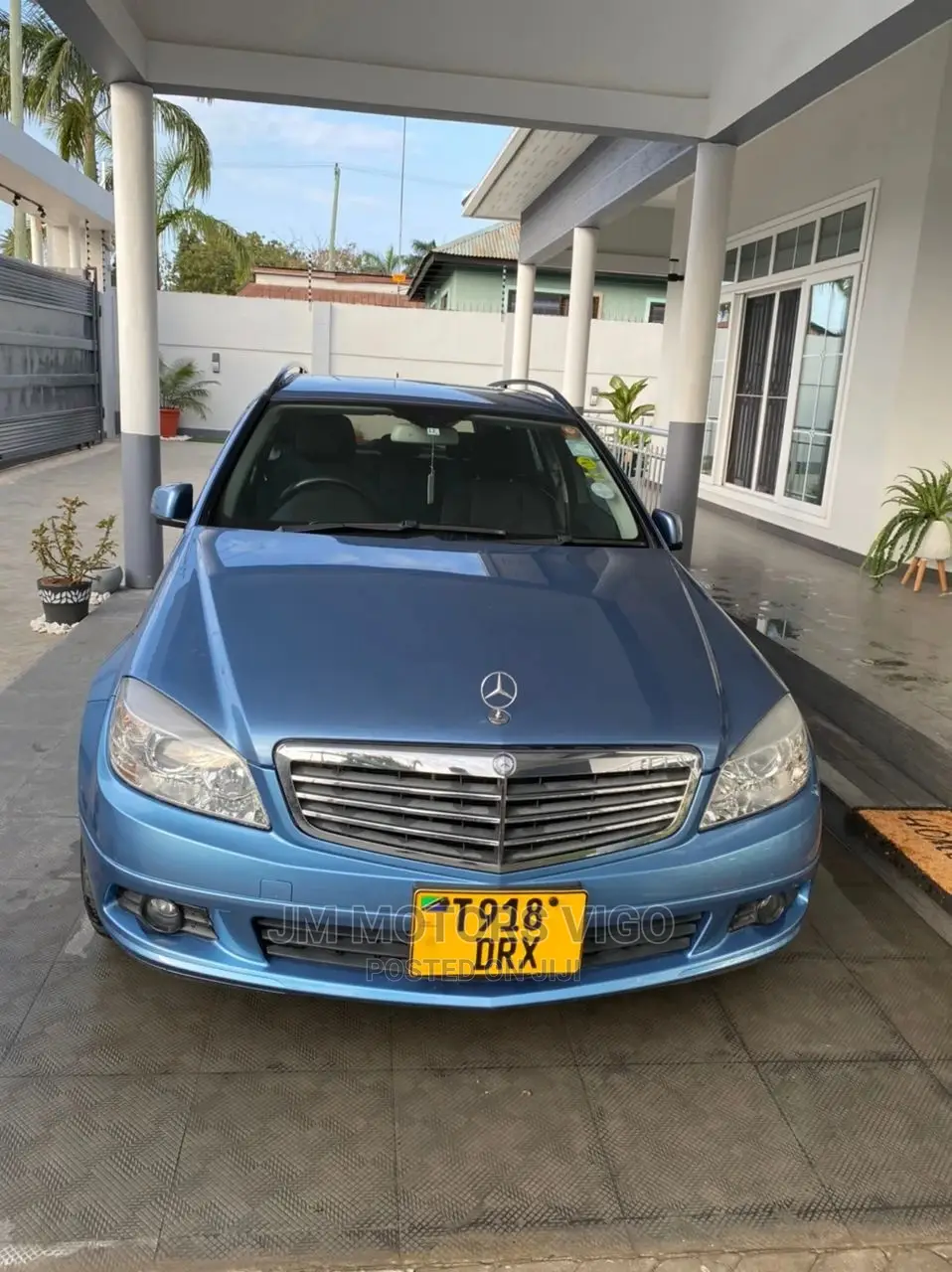 Mercedes-Benz C-Class 2010 Blue