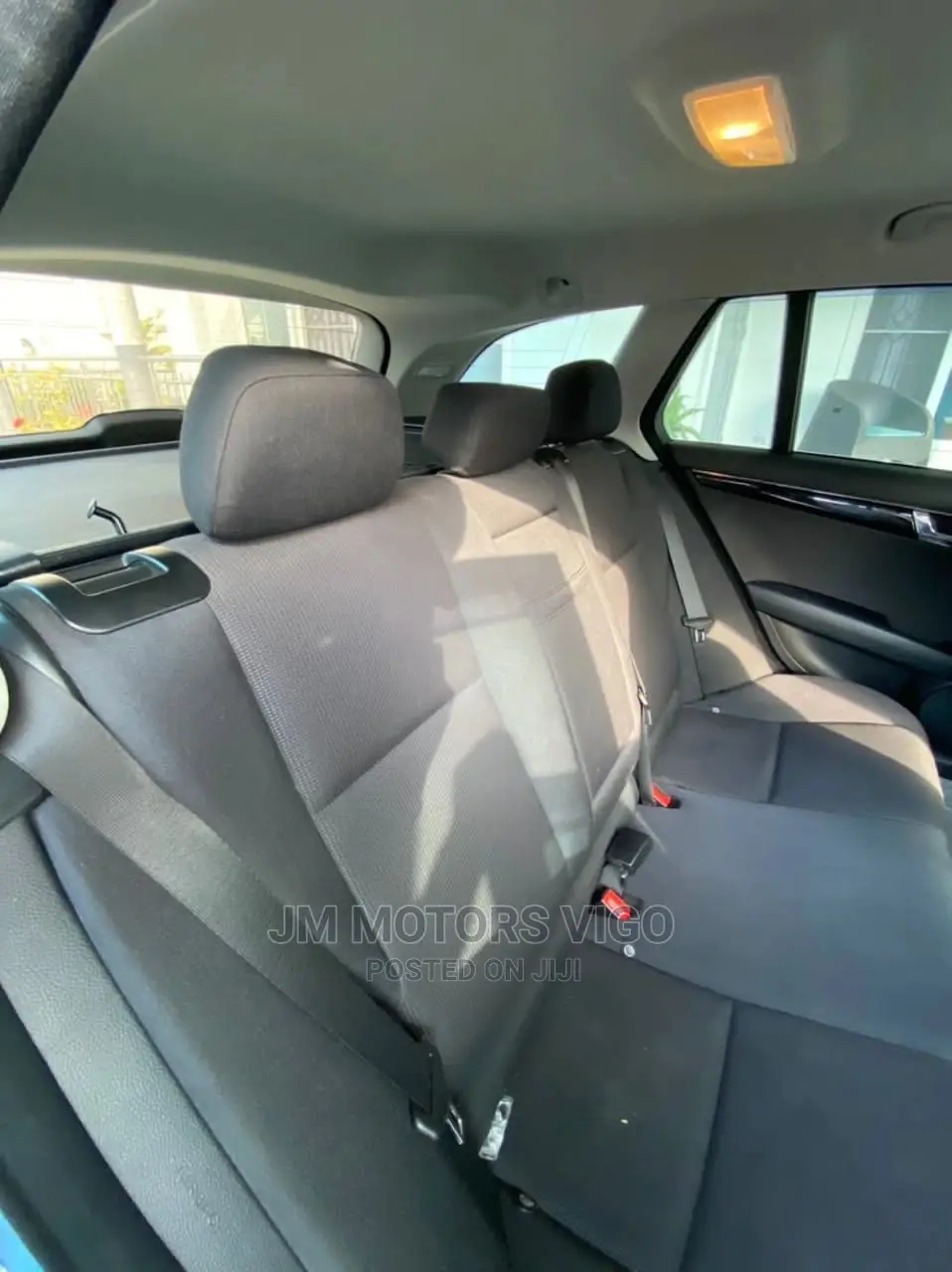 Mercedes-Benz C-Class 2010 Blue