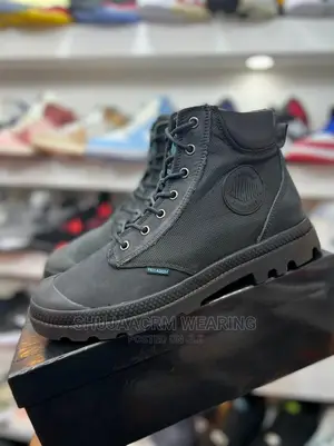 New Paladium Boots