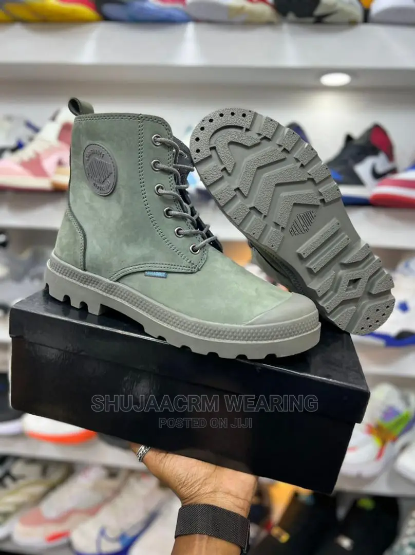 New Paladium Boots