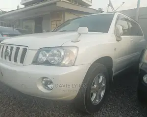 Toyota Kluger 2001 White