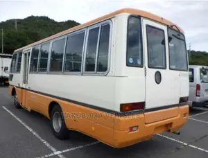 Mitsubishi Fuso Rosa 1993 White