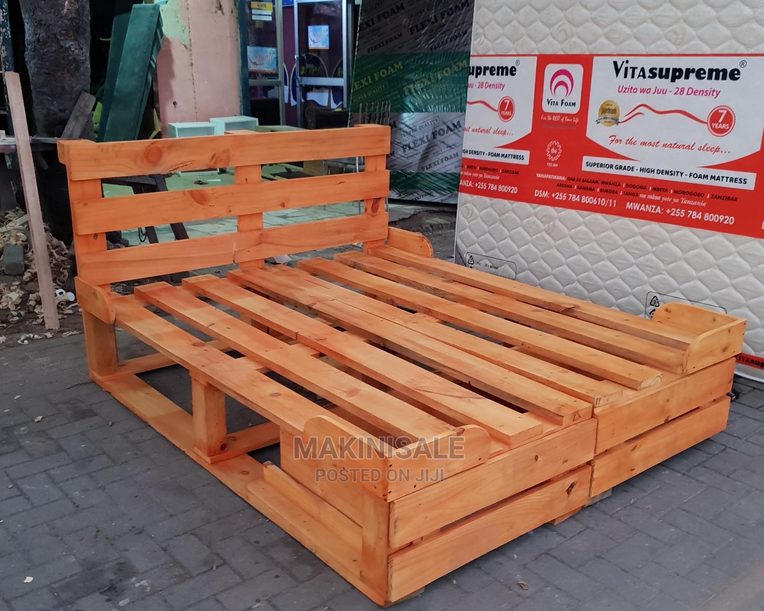Kitanda Kizuri Sana Cha Pallett in Kinondoni Furniture, David