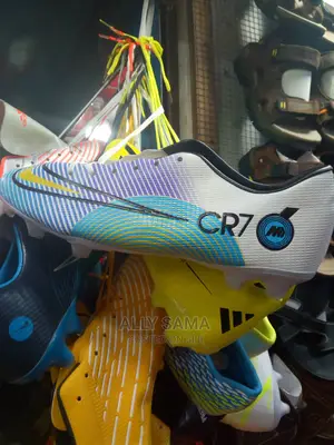 Football Nike CR7
