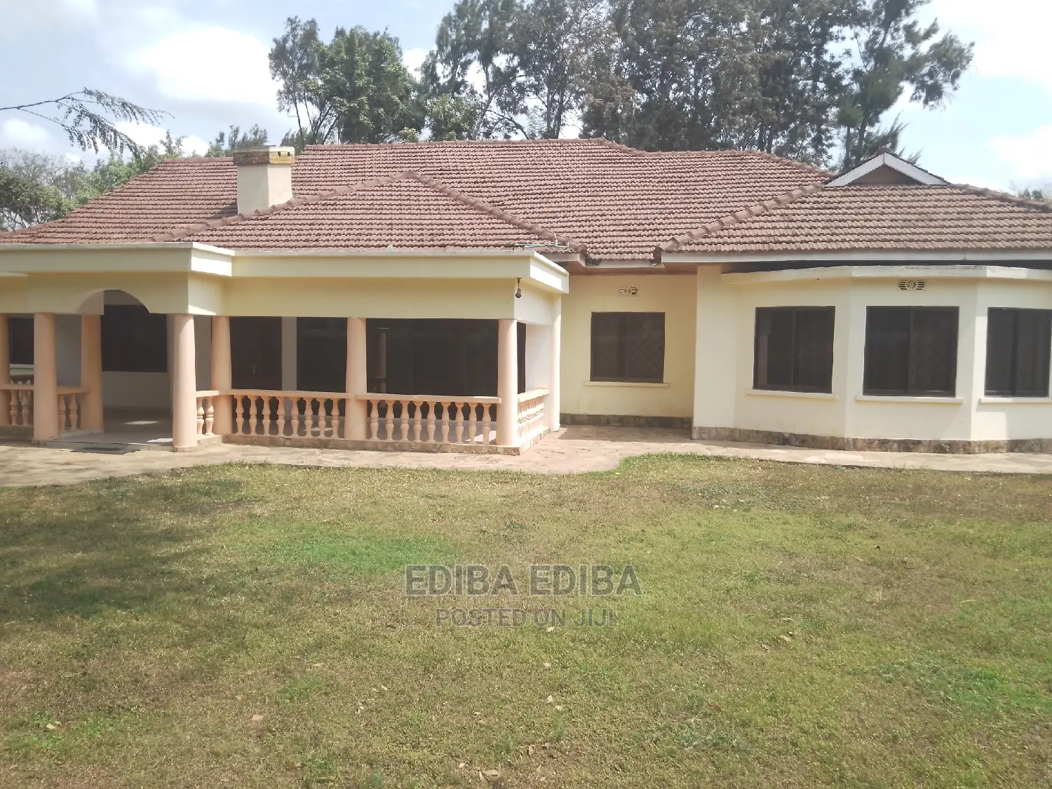 6bdrm Bungalow in Ediba Real Estate, Arusha for Rent
