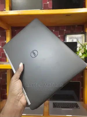 Laptop Dell Latitude 12 E5270 8GB Intel Core I5 SSD 128GB