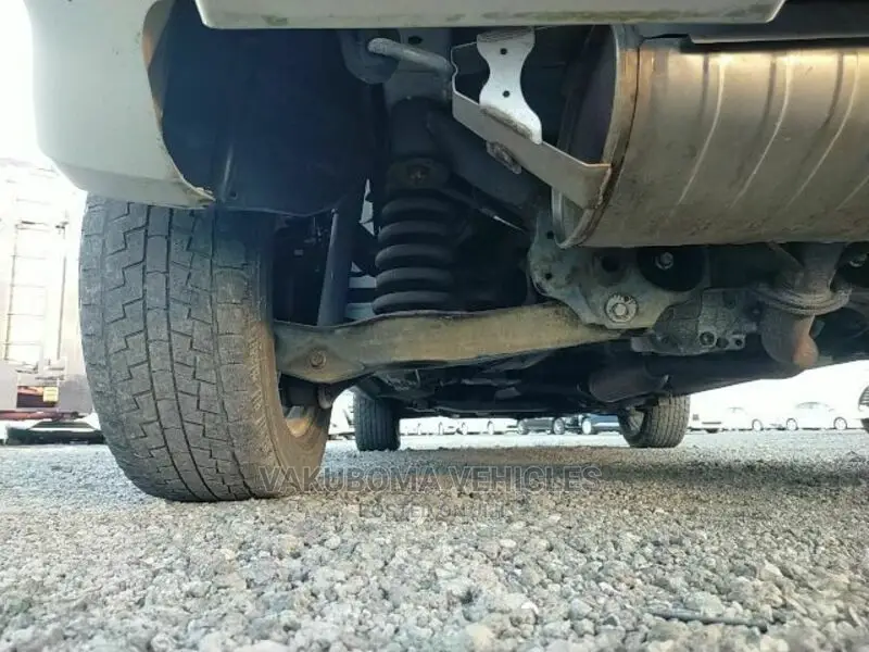 Suzuki Escudo 2005 Pearl