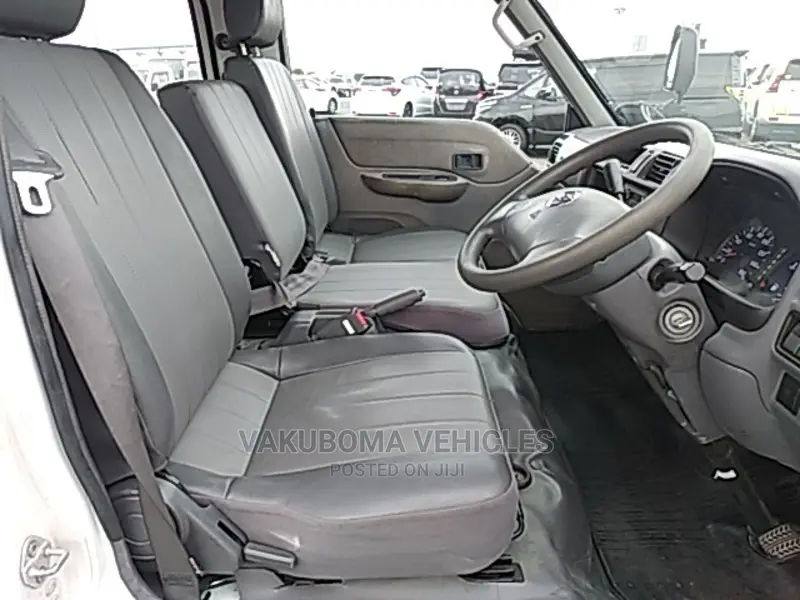Nissan Vanette 2007 White