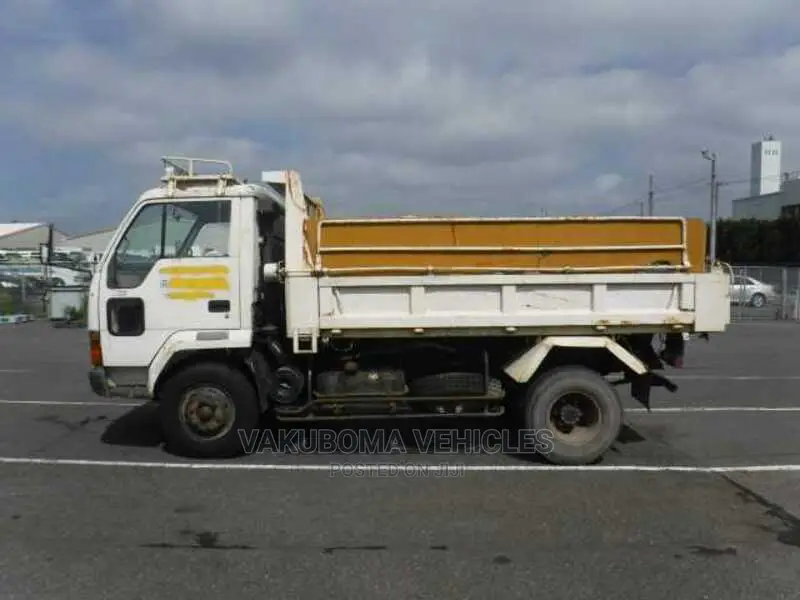 Mitsubishi Fuso Fighter