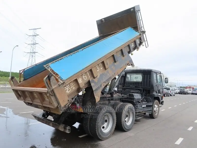 Mitsubishi Fuso Super
