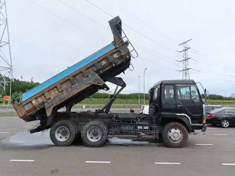 Mitsubishi Fuso Super