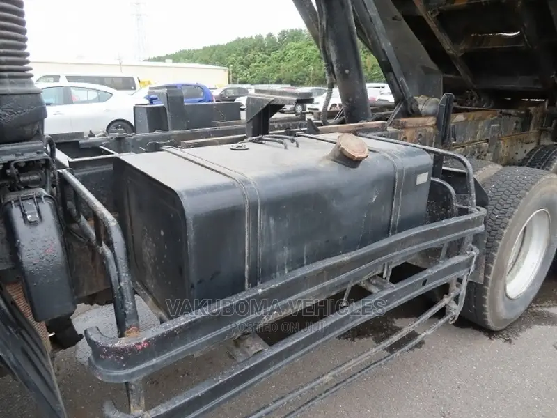 Mitsubishi Fuso Super