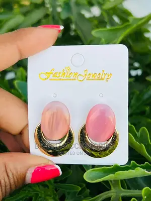 Hereni/Earrings