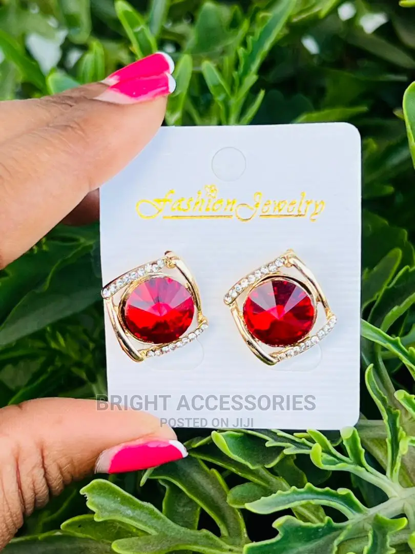 Hereni/Earrings