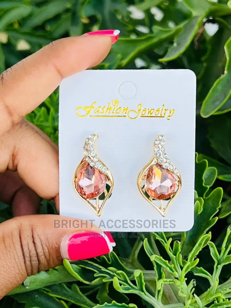 Hereni/Earrings