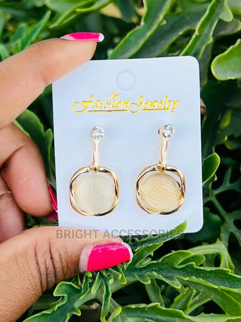 Hereni/Earrings