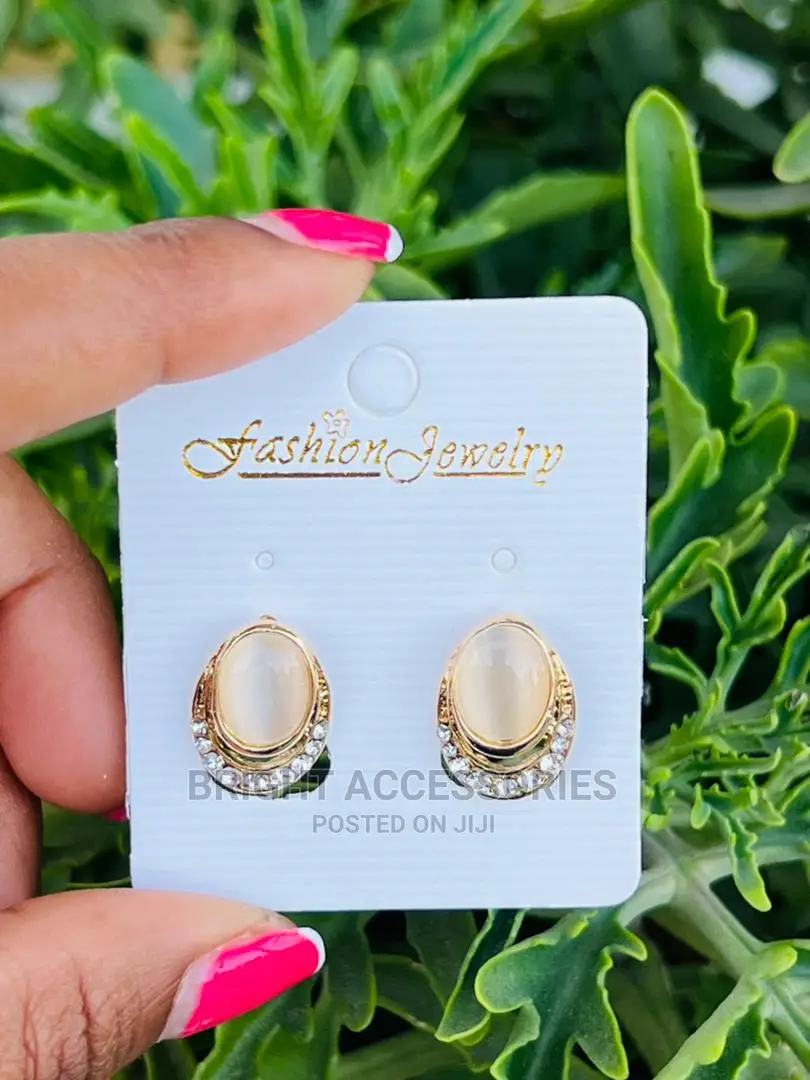 Hereni/Earrings