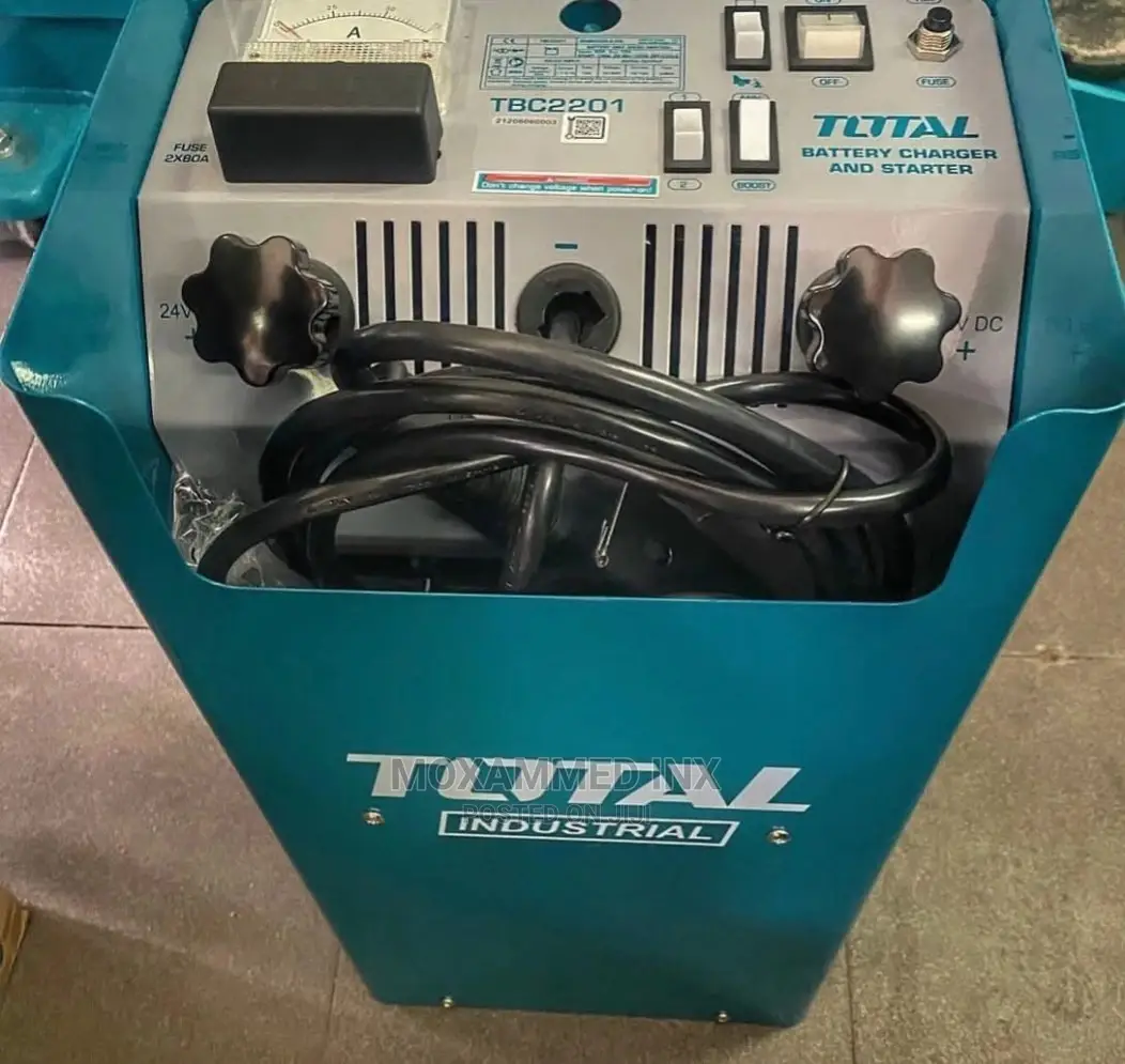 Total TBC2201 Car Battery Charger 20A