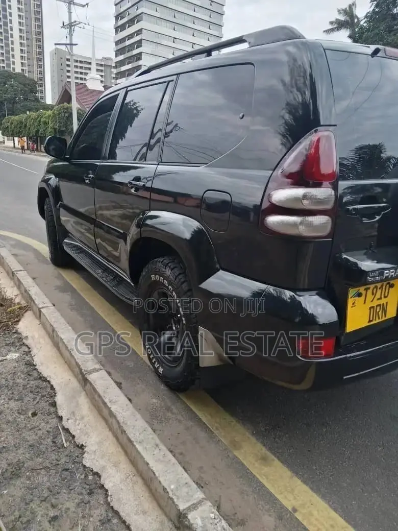 Toyota Land Cruiser Prado 2007 Black
