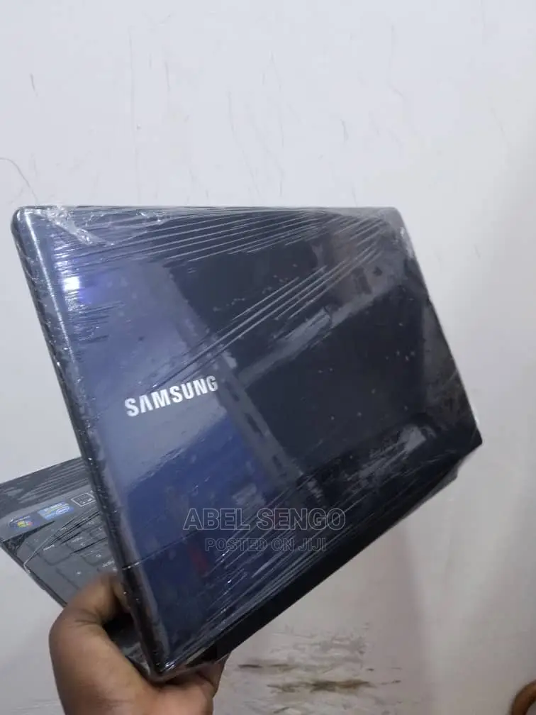 Laptop Samsung R505 40GB Intel Core I3 HDD 320GB