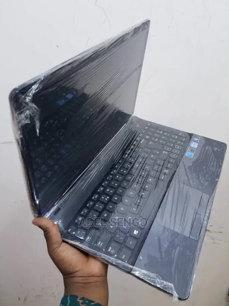 Laptop Samsung R505 40GB Intel Core I3 HDD 320GB