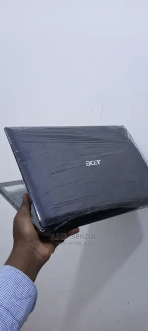 Laptop Acer Aspire 1 4GB Intel Core 2 Duo HDD 320GB