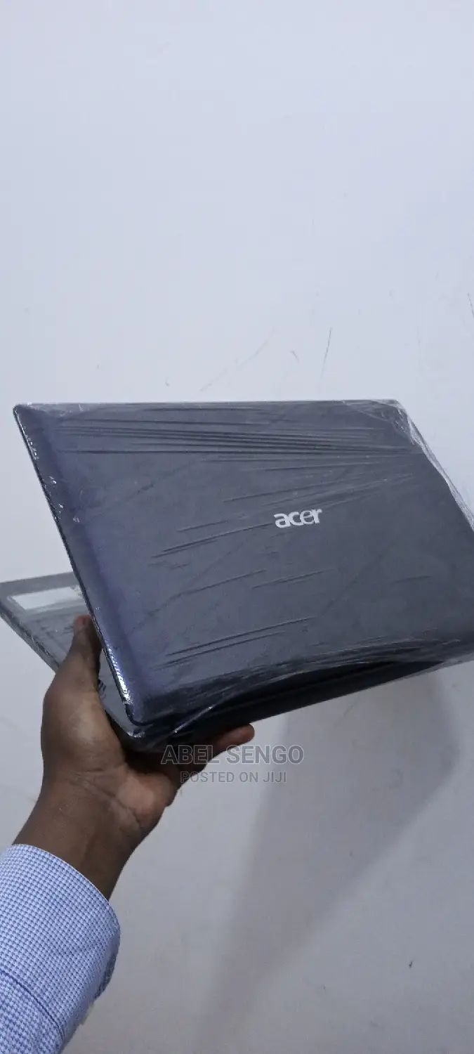 Laptop Acer Aspire 1 4GB Intel Core 2 Duo HDD 320GB