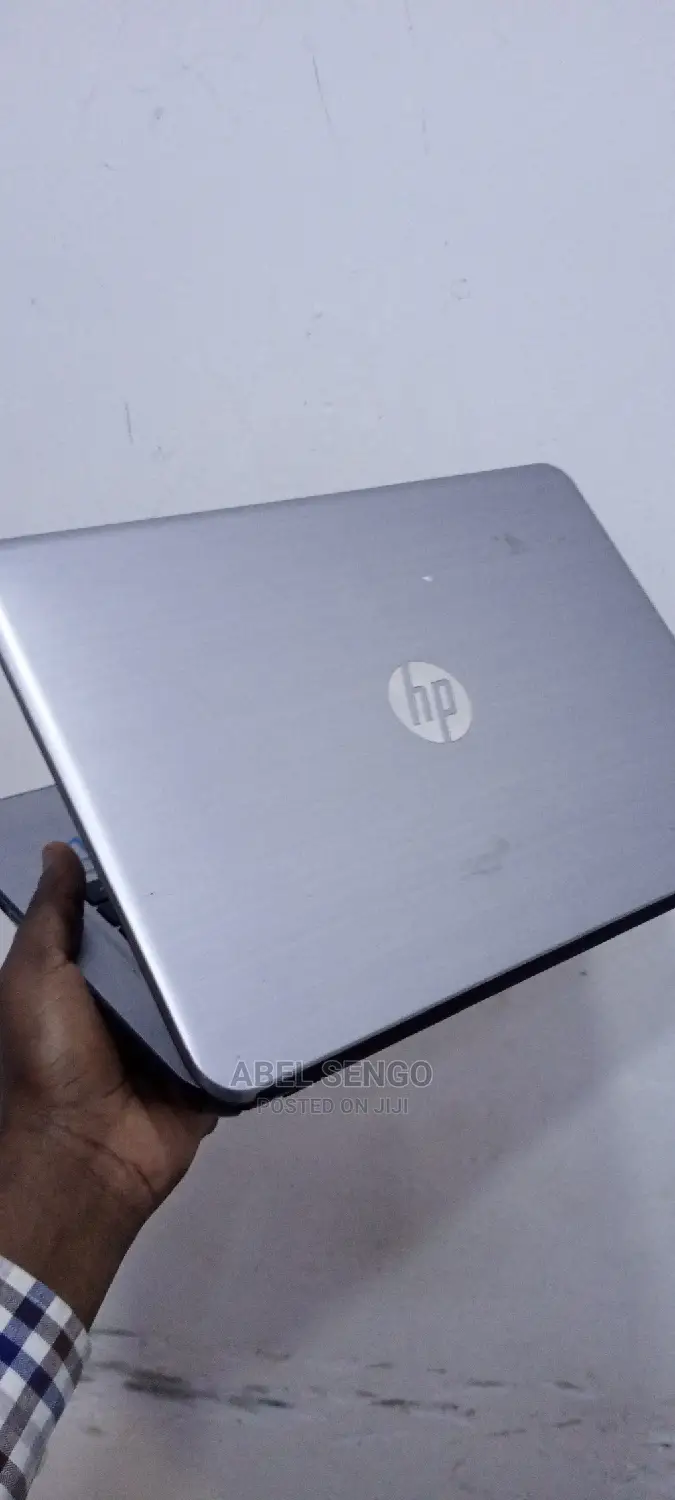 Laptop HP 250 G4 8GB Intel Core I5 HDD 500GB