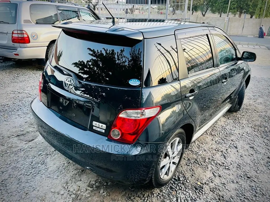 Toyota IST 2006 Black