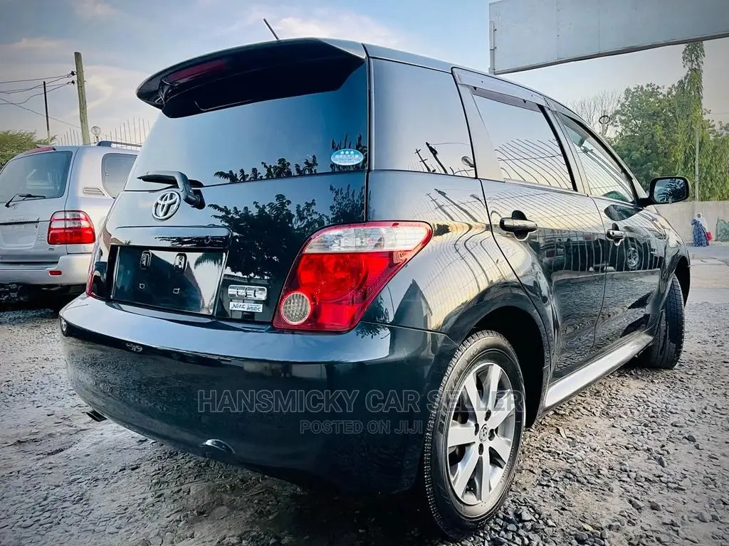 Toyota IST 2006 Black