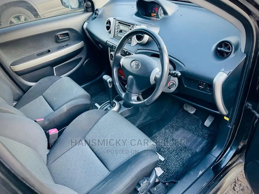 Toyota IST 2006 Black