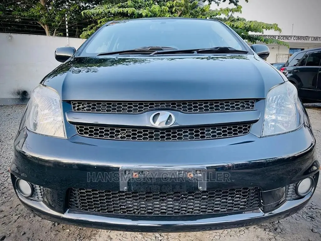 Toyota IST 2006 Black