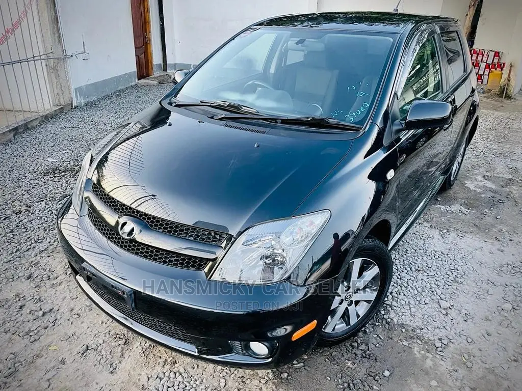 Toyota IST 2006 Black
