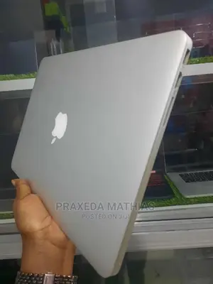 Laptop Apple MacBook Pro 2015 8GB Intel Core I7 SSD 256GB
