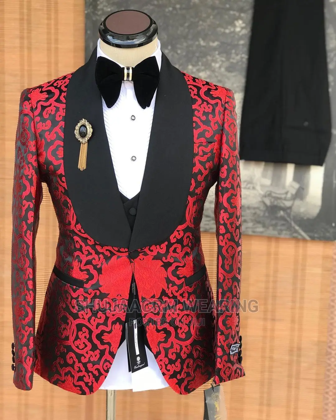 Taxedo Mens Suits