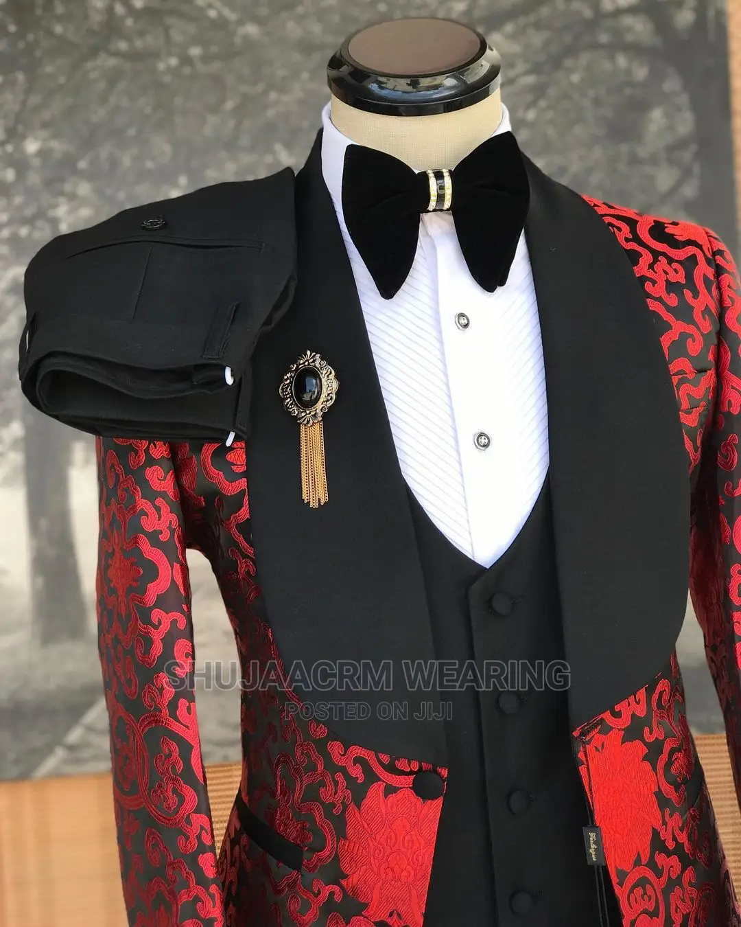 Taxedo Mens Suits
