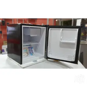 Mr UK Min Fridge