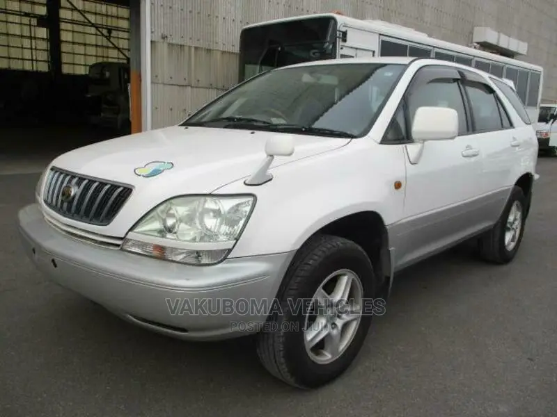 Toyota Harrier 2001 Pearl