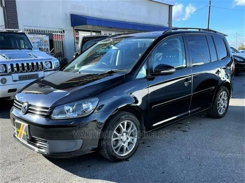 Volkswagen Touran 2013 Black