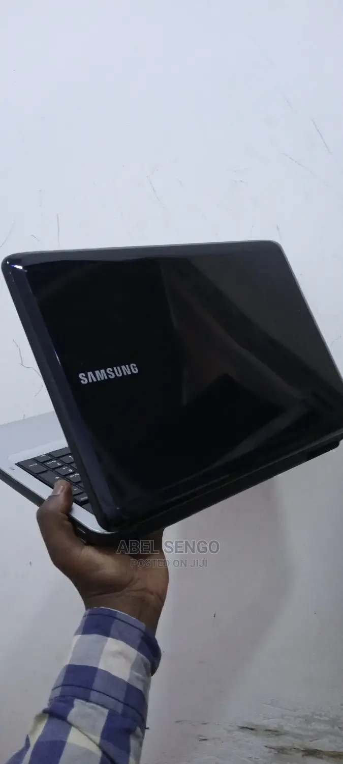 Laptop Samsung N510 4GB Intel Core 2 Duo HDD 320GB